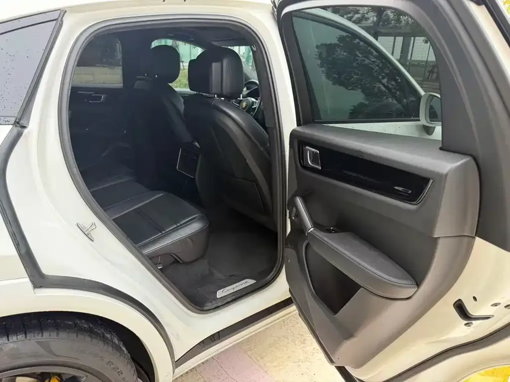 Porsche Cayenne 2021 из CN, фото 3