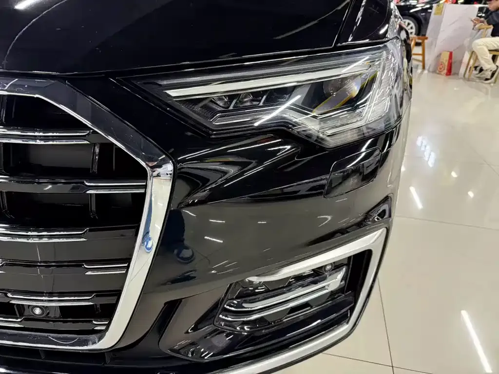 Audi A6L 2024 из CN, фото 9