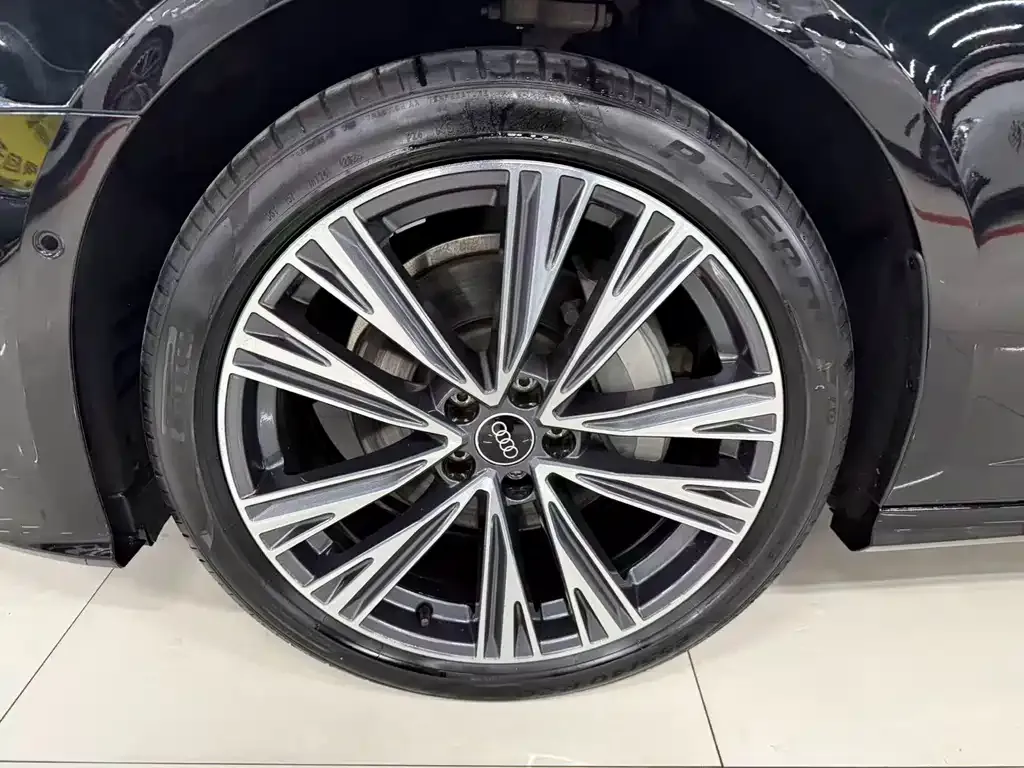 Audi A6L 2024 из CN, фото 7