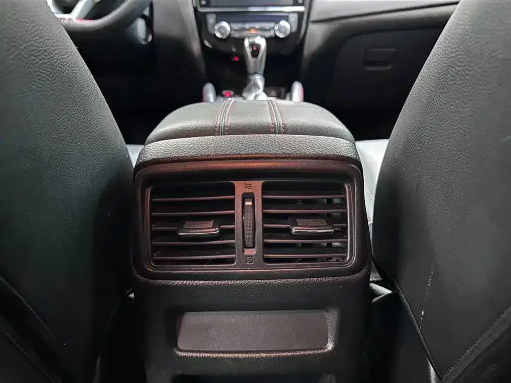 Nissan Qashqai 2022 из CN, фото 3