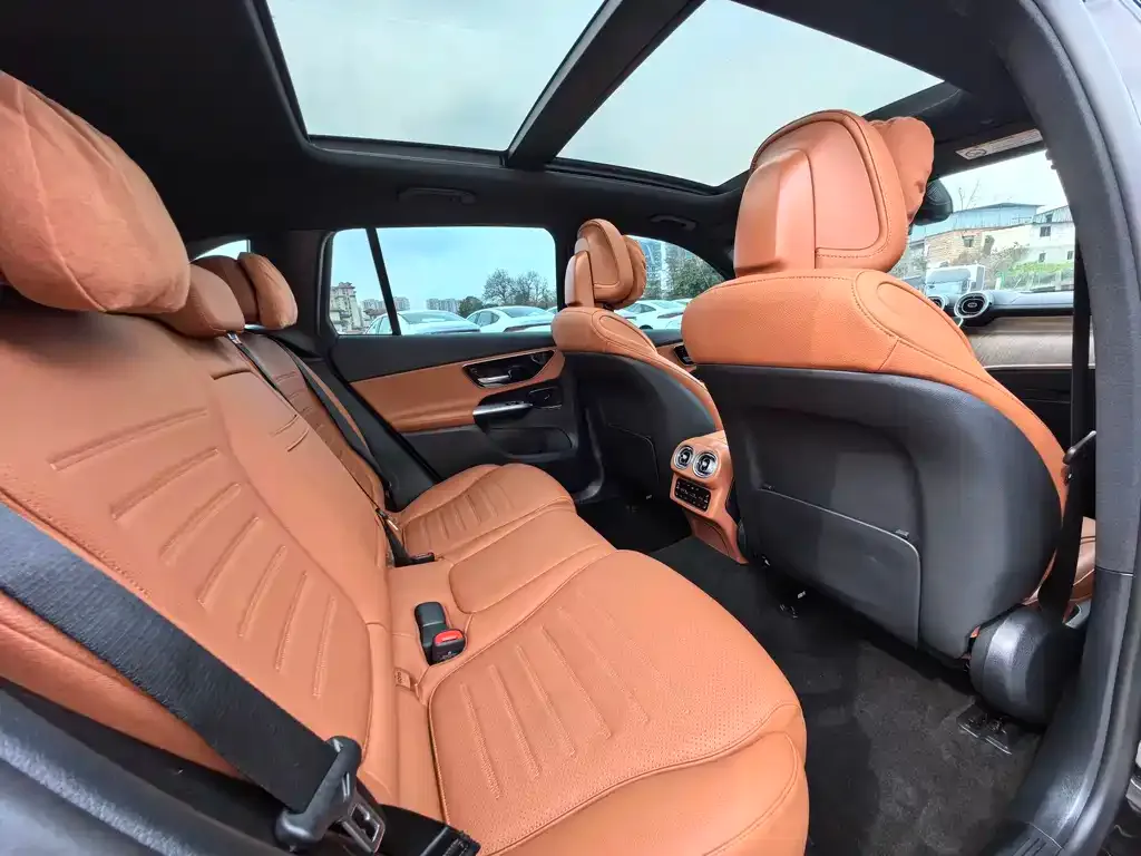 Mercedes-Benz GLC 2024 из CN, фото 3