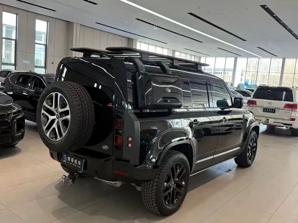 Land Rover Defender — фото 5