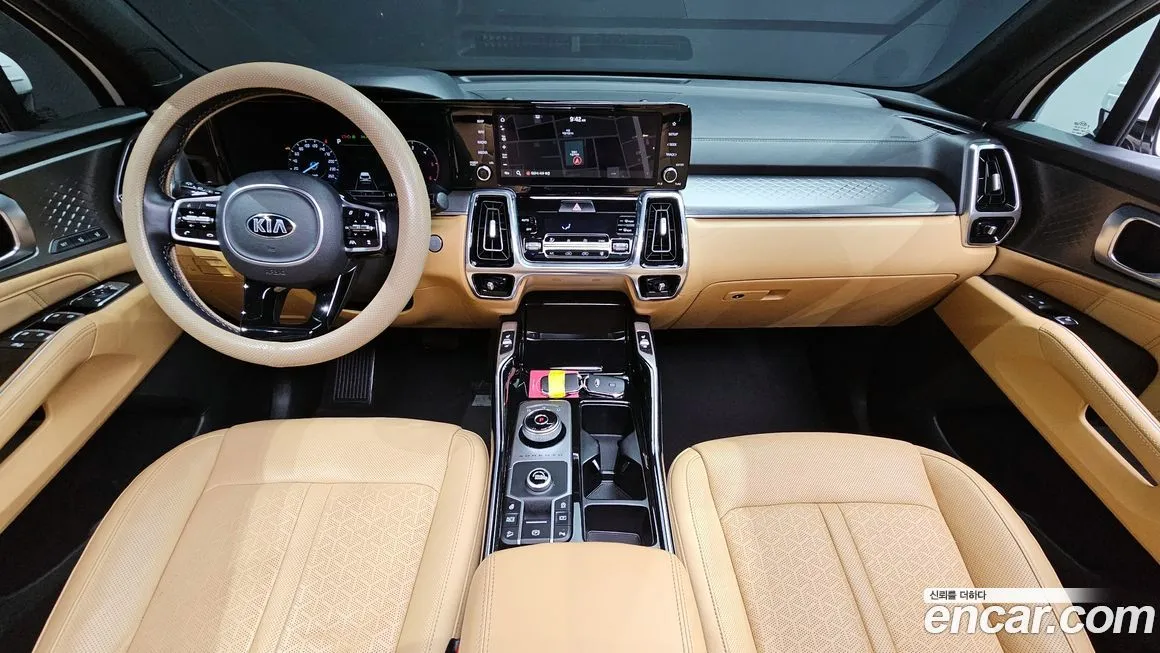 Kia Sorento — фото 6