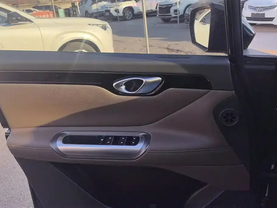 GAC Motor Trumpchi E8 2025 из CN, фото 2
