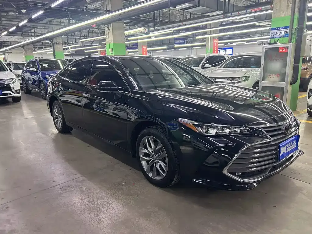 Toyota Avalon 2021 из CN, фото 7