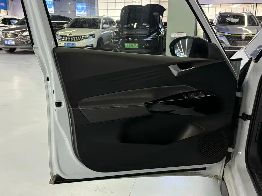 Volkswagen ID.3 2023 из CN, фото 9