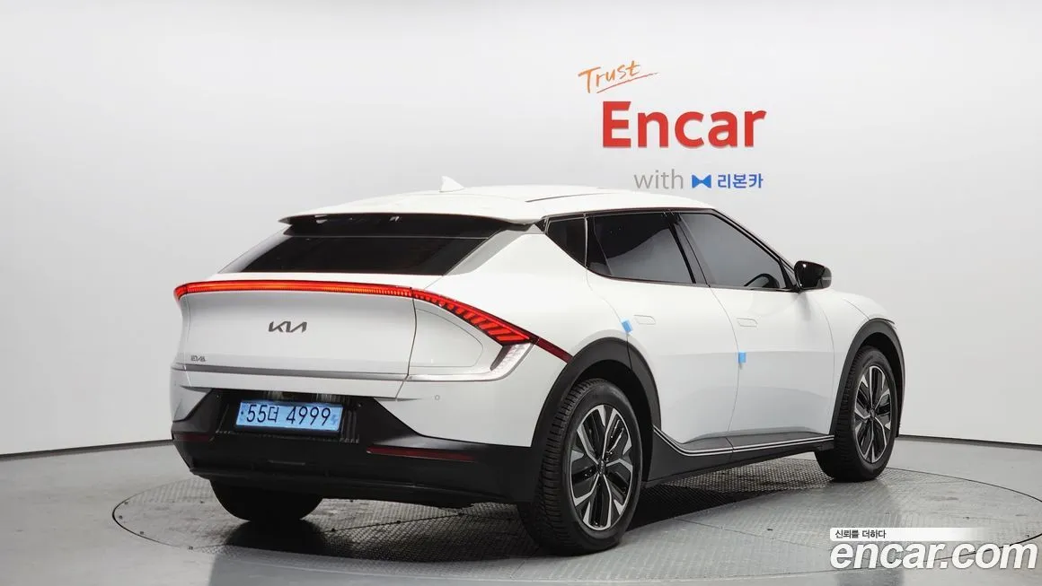 Kia EV6 — фото 8