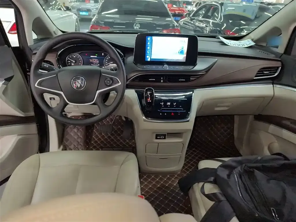 Buick GL8 2021 из CN, фото 10