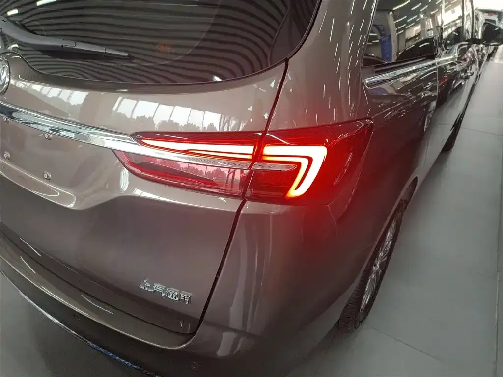 Buick GL8 2021 из CN, фото 4