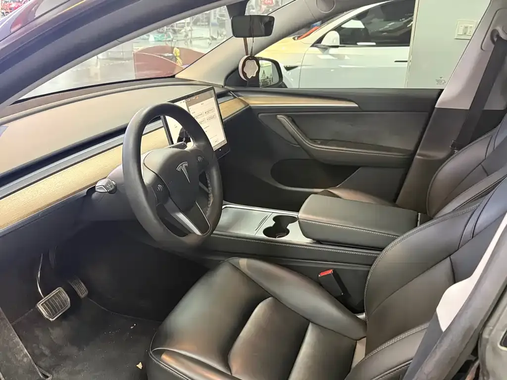 Tesla Model Y 2022 из CN, фото 2