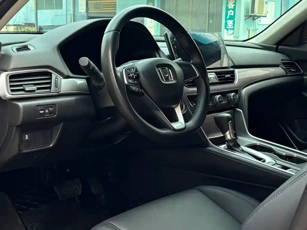 Honda Accord 2023 из CN, фото 3