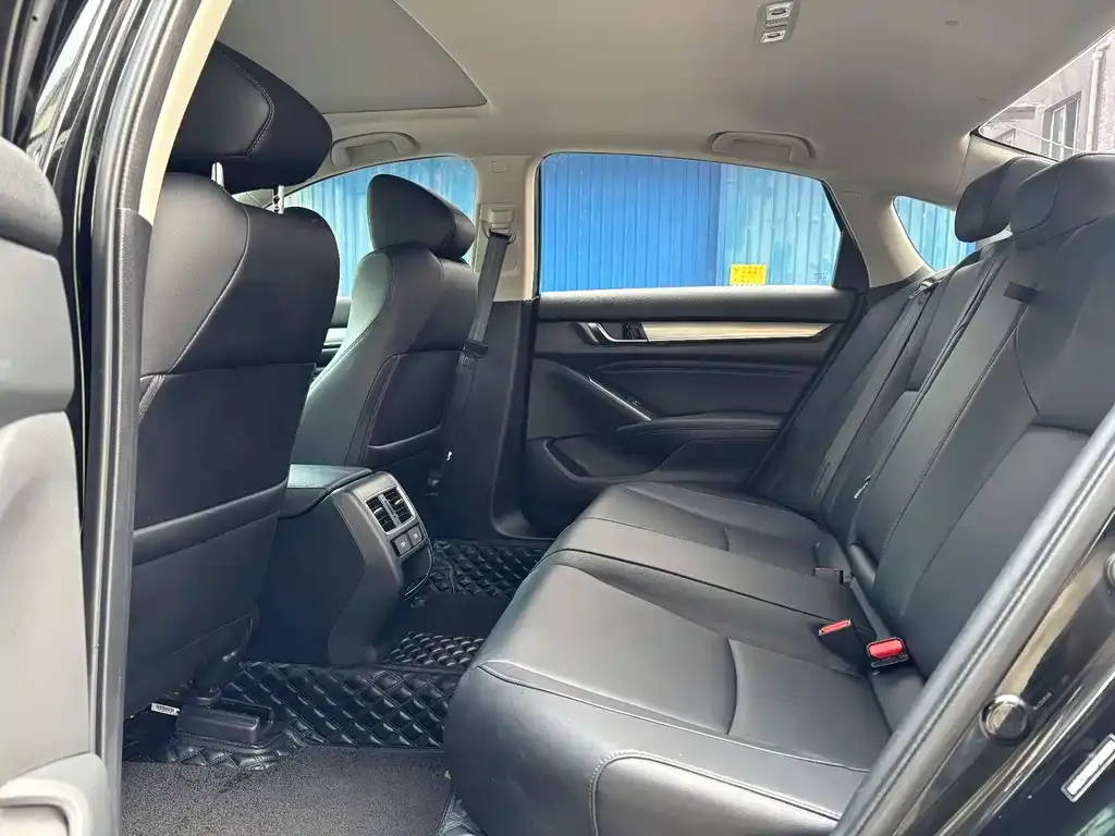Honda Accord 2023 из CN, фото 5