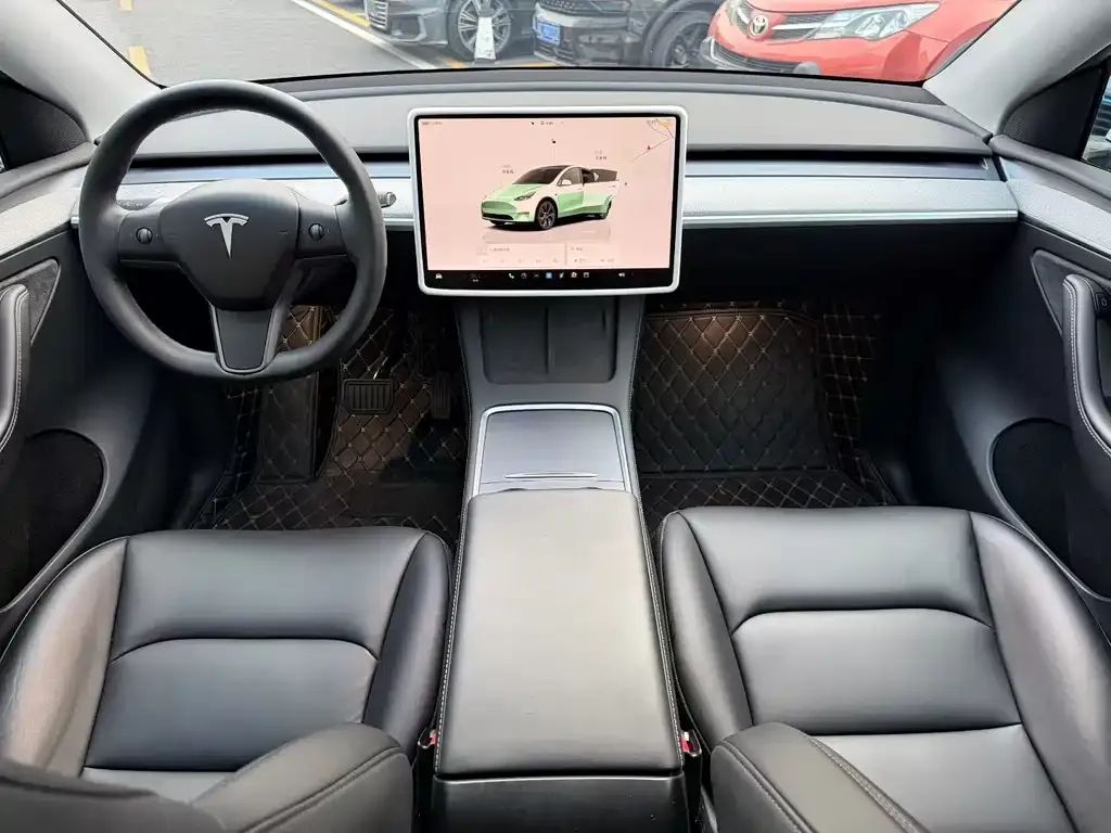 Tesla Model Y 2023 из CN, фото 9