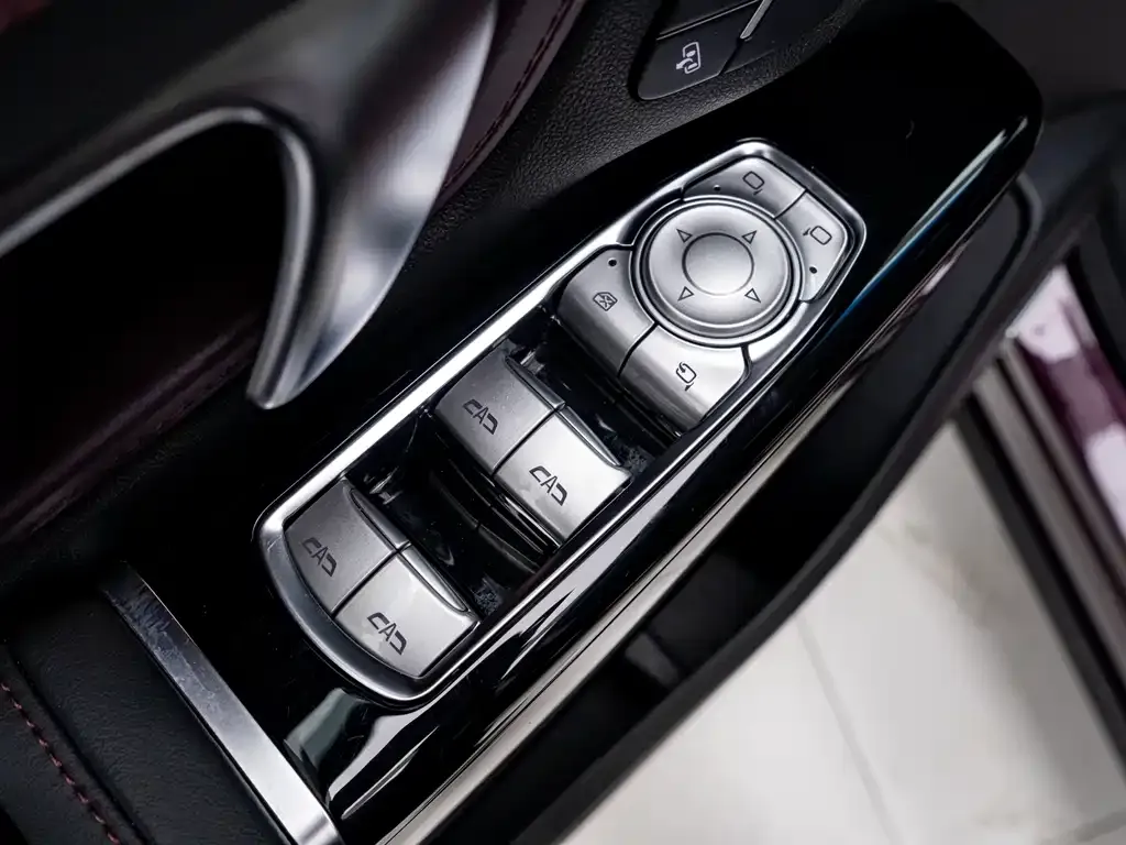 Buick Century 2023 из CN, фото 6
