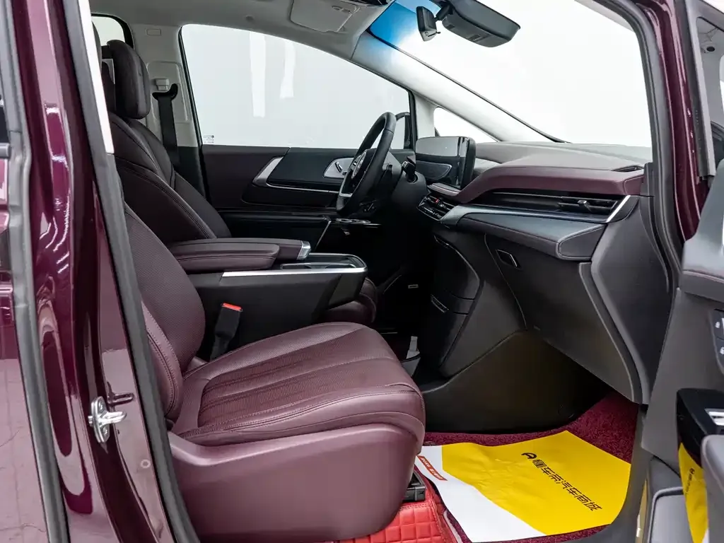 Buick Century 2023 из CN, фото 10