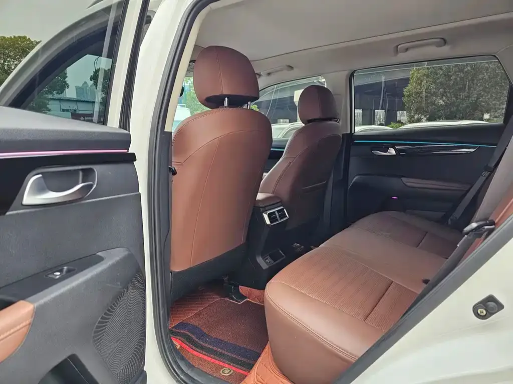 Kia Sportage 2023 из CN, фото 10