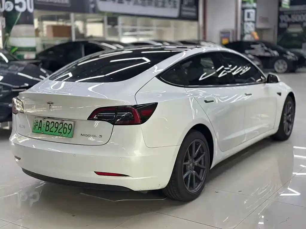 Tesla Model 3 2023 из CN, фото 8