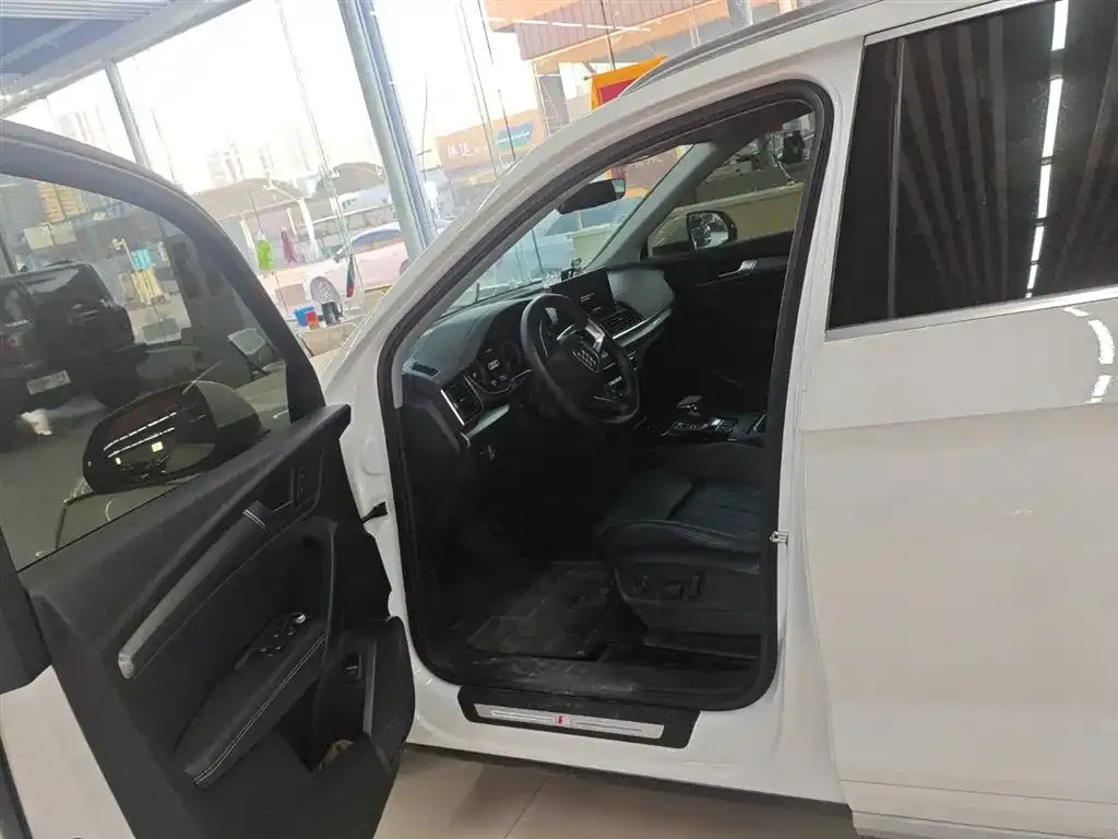 Audi Q5L 2022 из CN, фото 5
