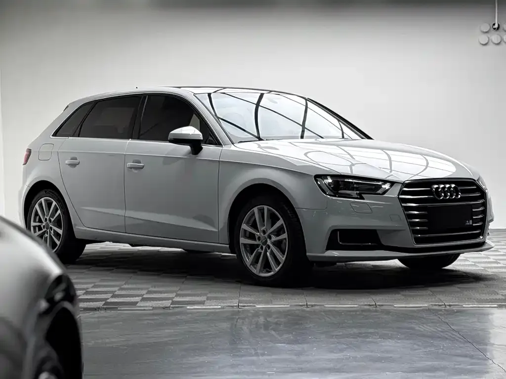 Audi A3 2021 из CN, фото 10