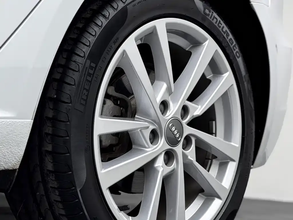 Audi A3 2021 из CN, фото 2
