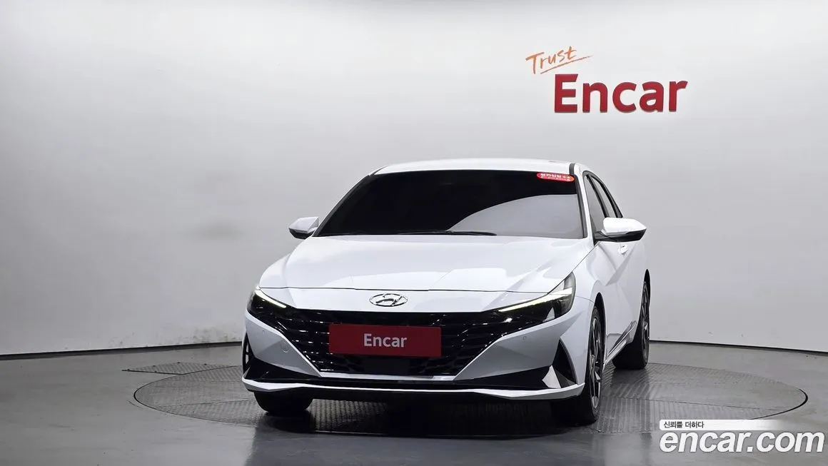 Hyundai AVANTE — фото 3