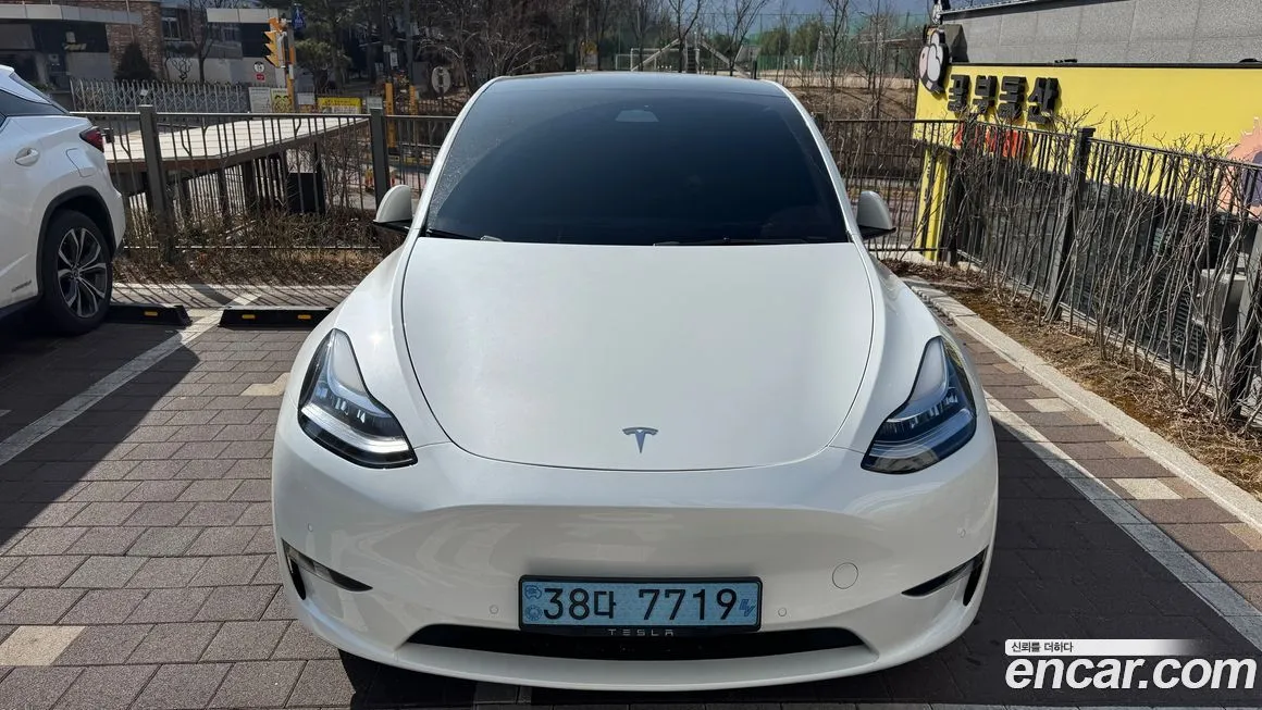 Tesla Model Y 2022 из KR, фото 7