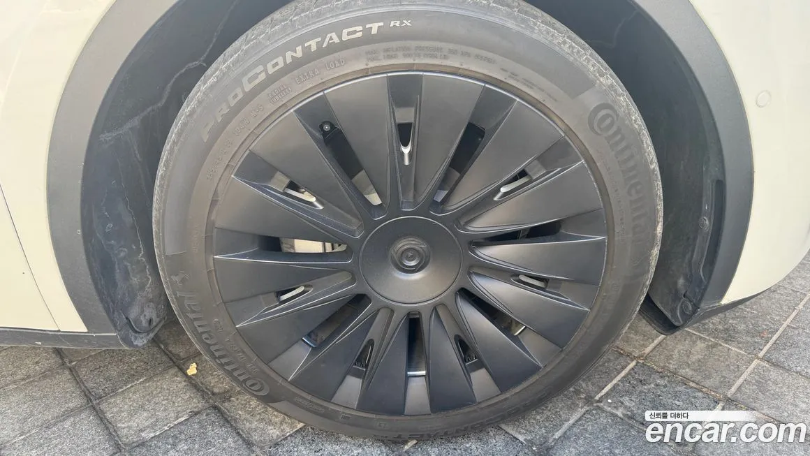 Tesla Model Y 2022 из KR, фото 3