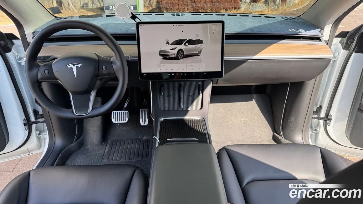 Tesla Model Y 2022 из KR, фото 2