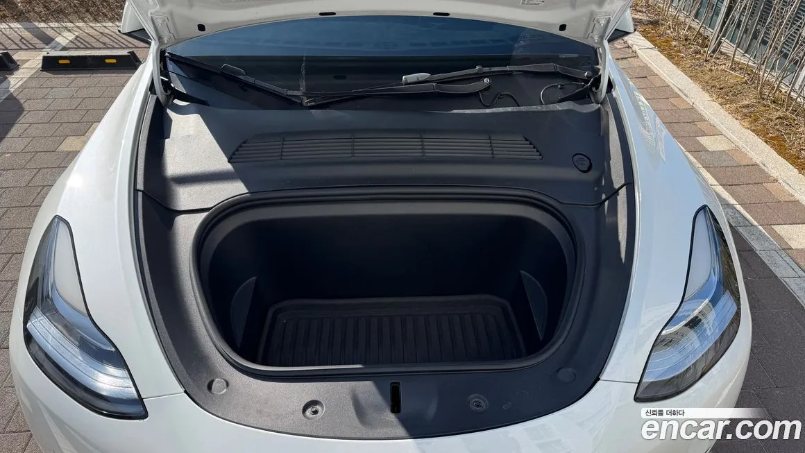 Tesla Model Y 2022 из KR, фото 4