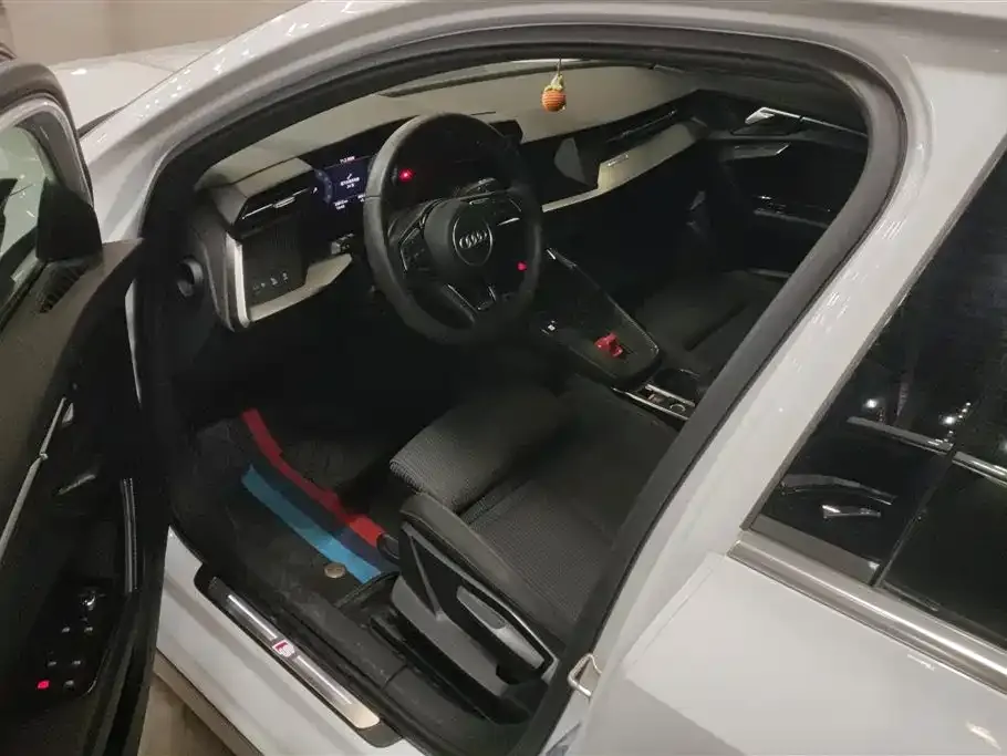 Audi A3 2021 из CN, фото 8