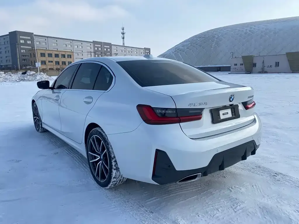 BMW 3 Series 2023 из CN, фото 5