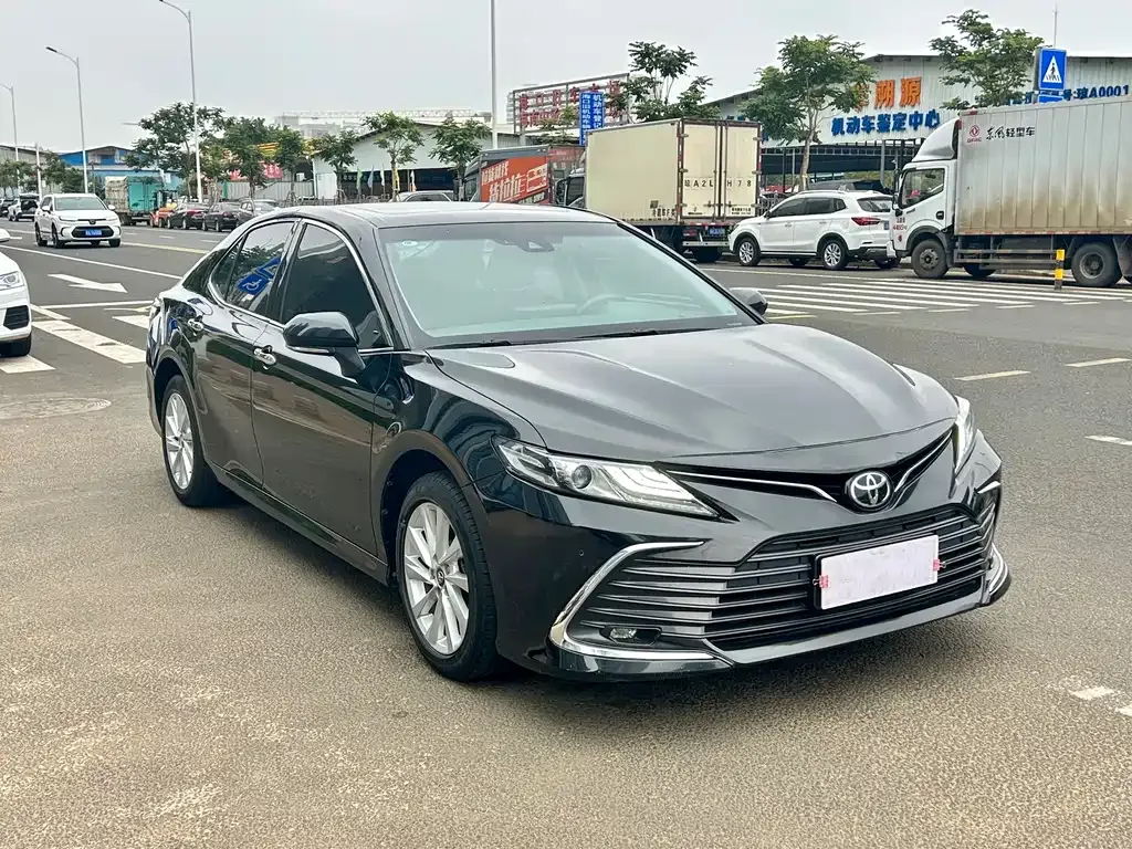 Toyota Camry 2023 из CN, фото 5