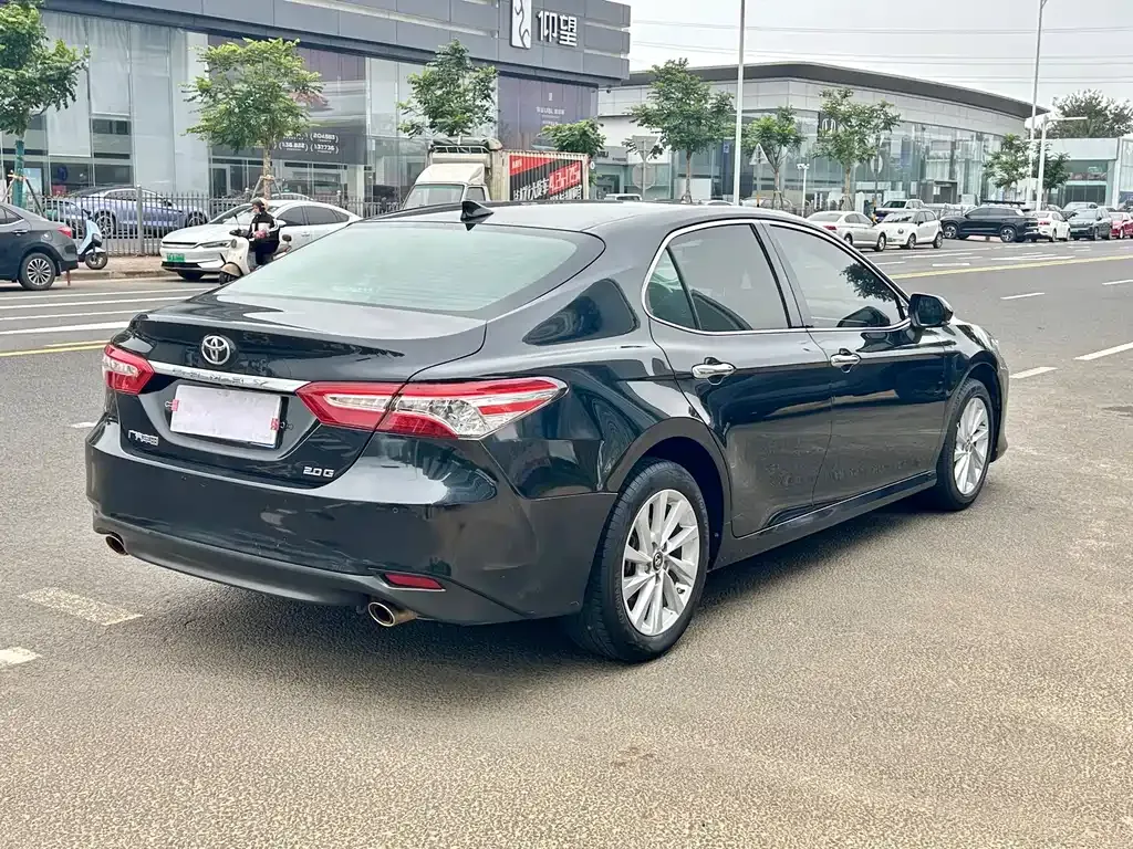 Toyota Camry 2023 из CN, фото 6