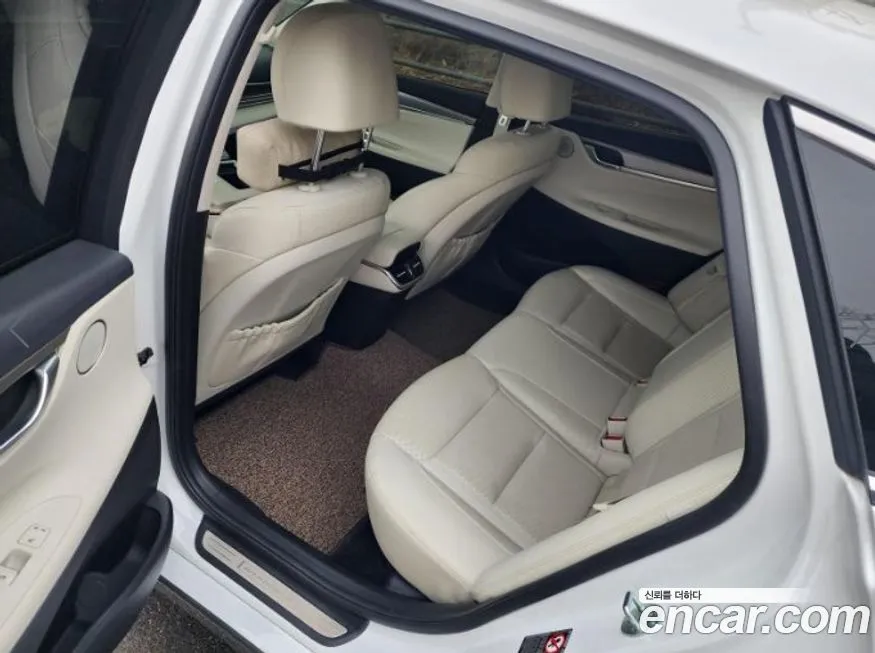 Hyundai Grandeur 2022 из KR, фото 2