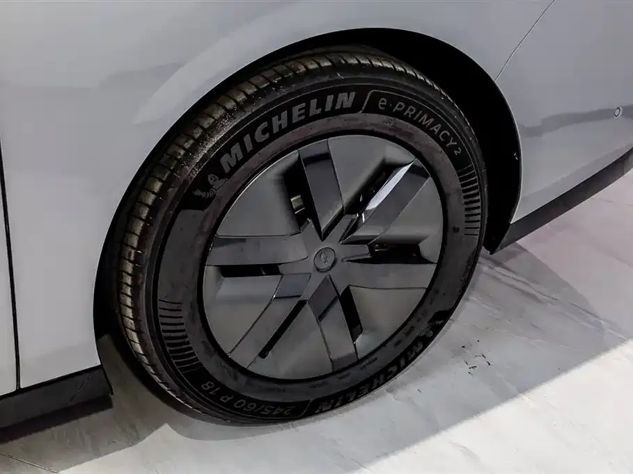 Li Auto MEGA 2024 из CN, фото 5