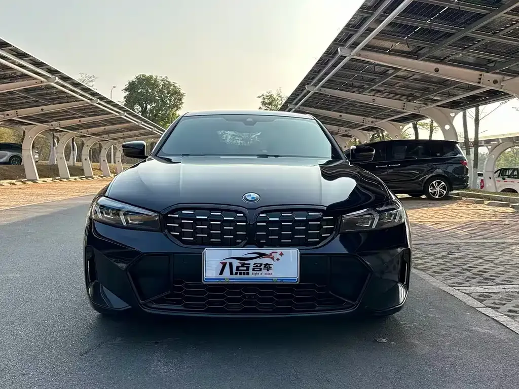 BMW 3 Series 2023 из CN, фото 4