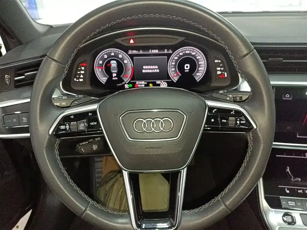 Audi A6L 2022 из CN, фото 5