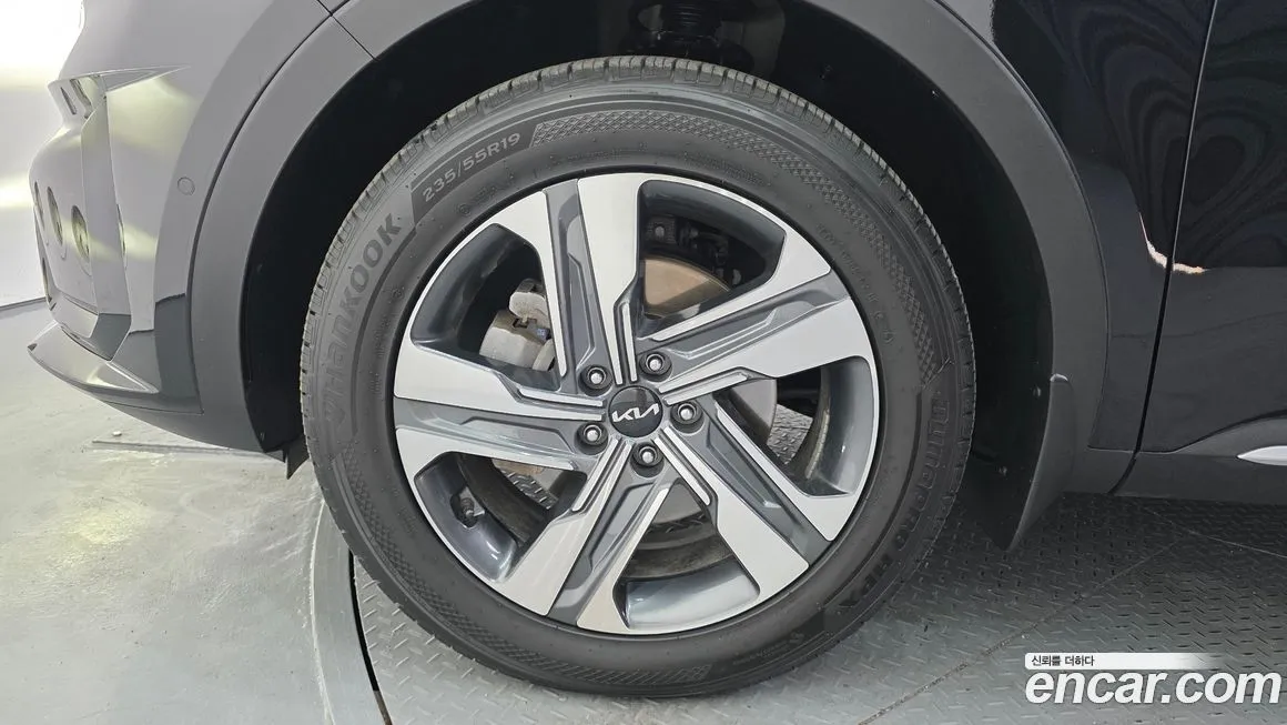 Kia Sorento — фото 6