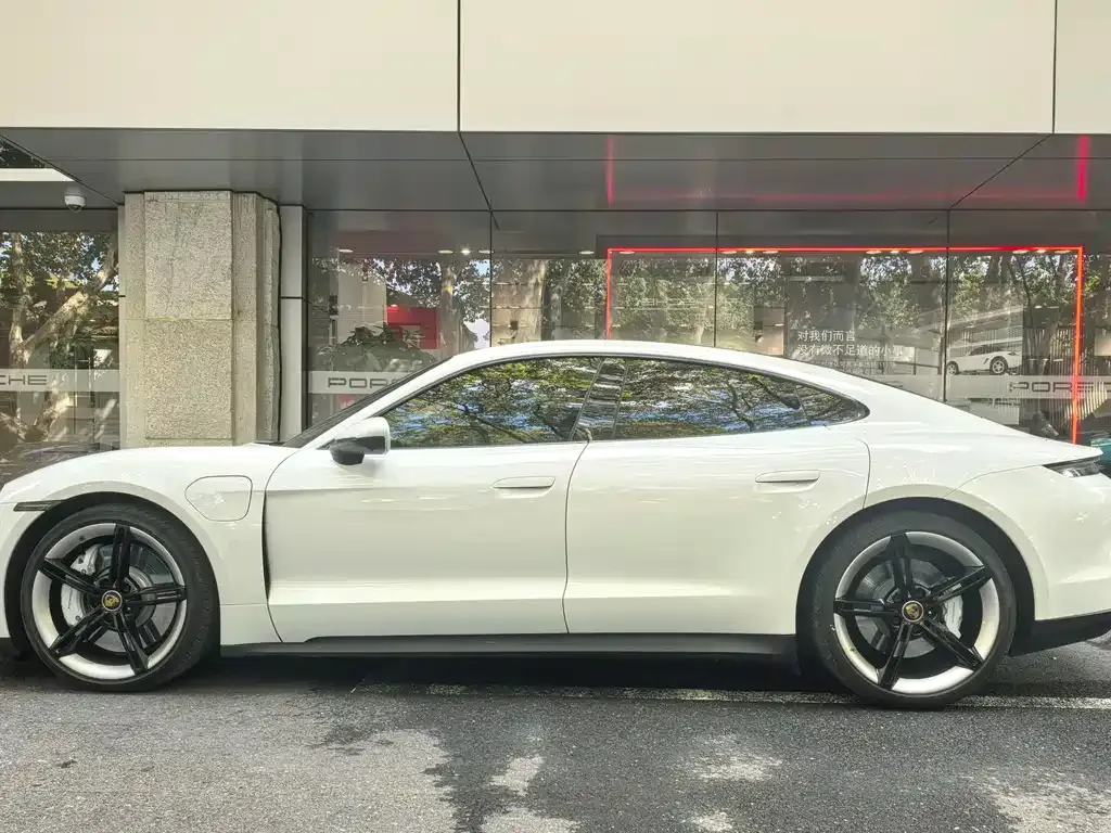 Porsche Taycan 2023 из CN, фото 6