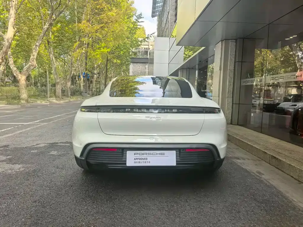 Porsche Taycan 2023 из CN, фото 9