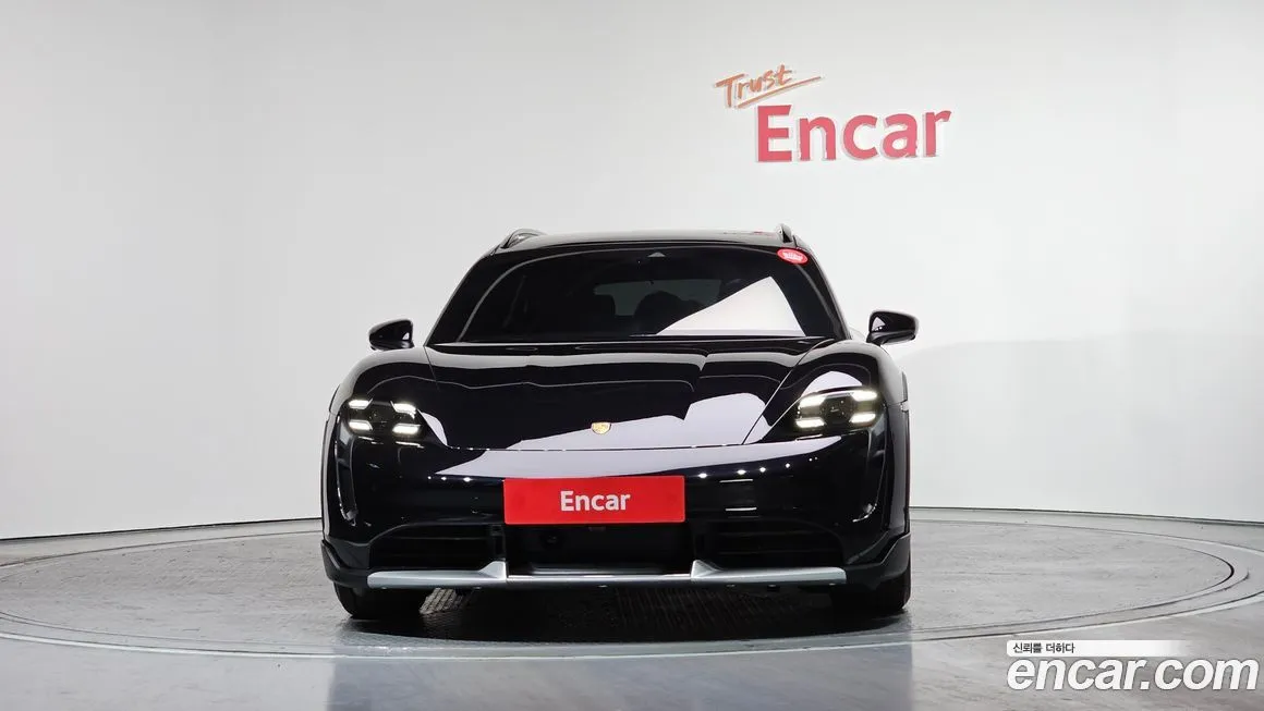 Porsche Taycan 2024 из KR, фото 2