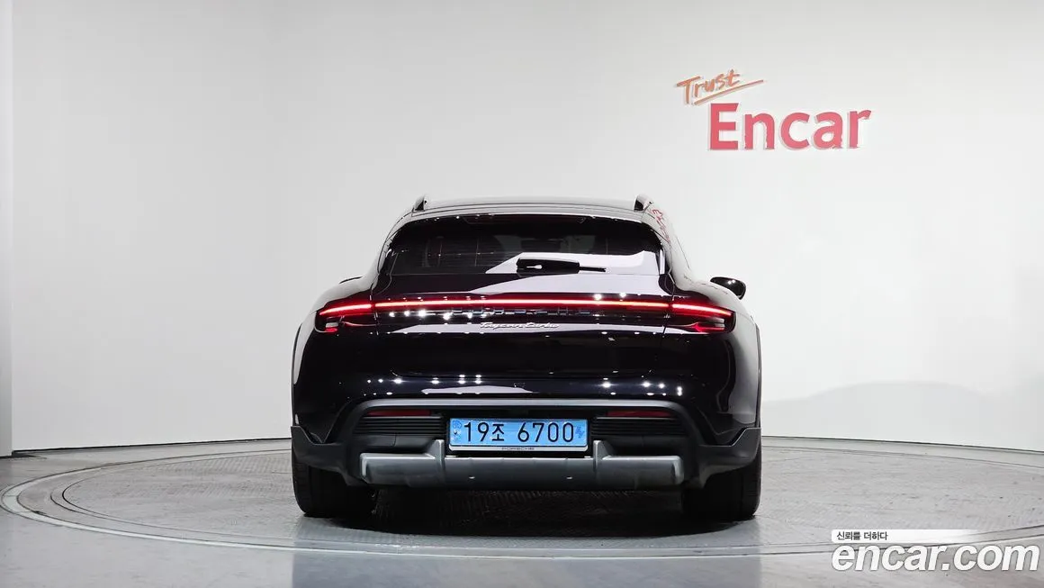 Porsche Taycan 2024 из KR, фото 3