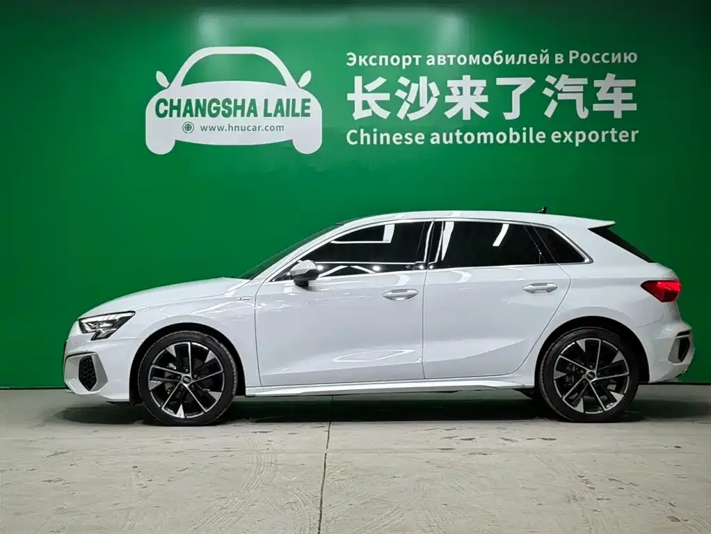 Audi A3 2022 из CN, фото 3