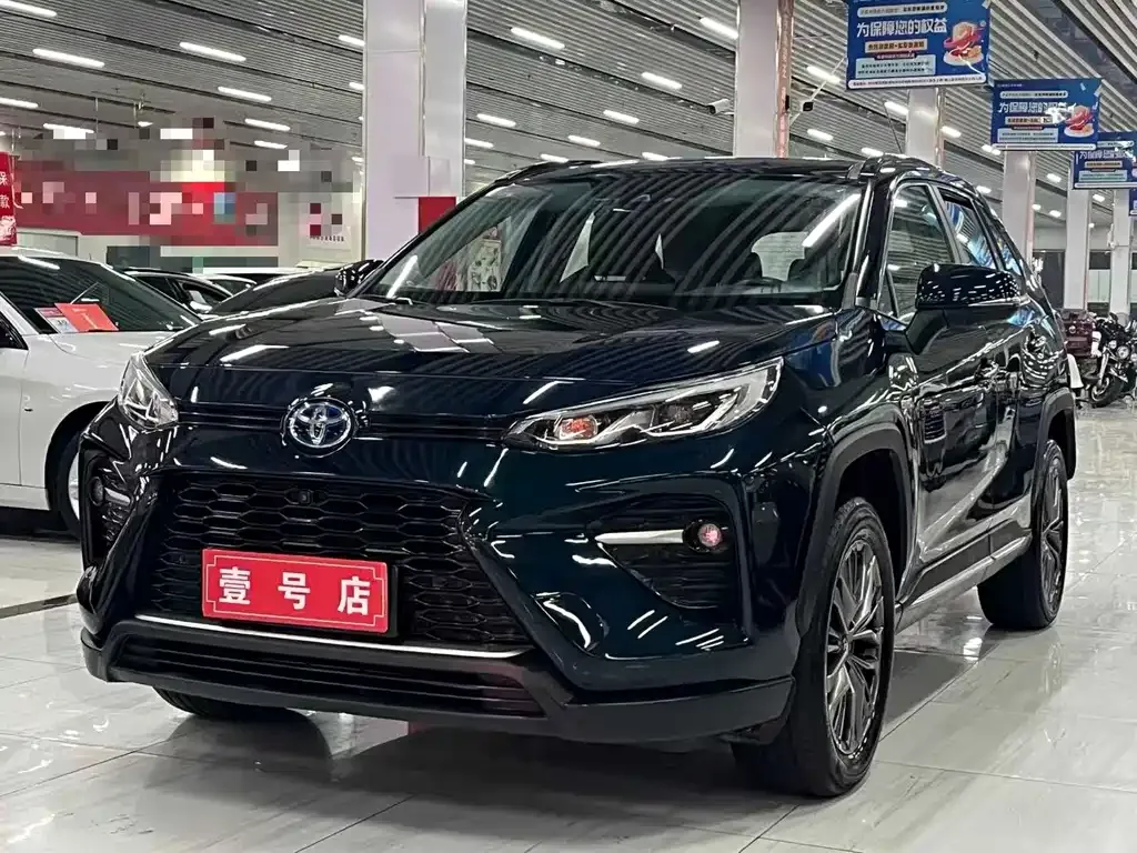 Toyota Wildlander 2023 из CN, фото 1