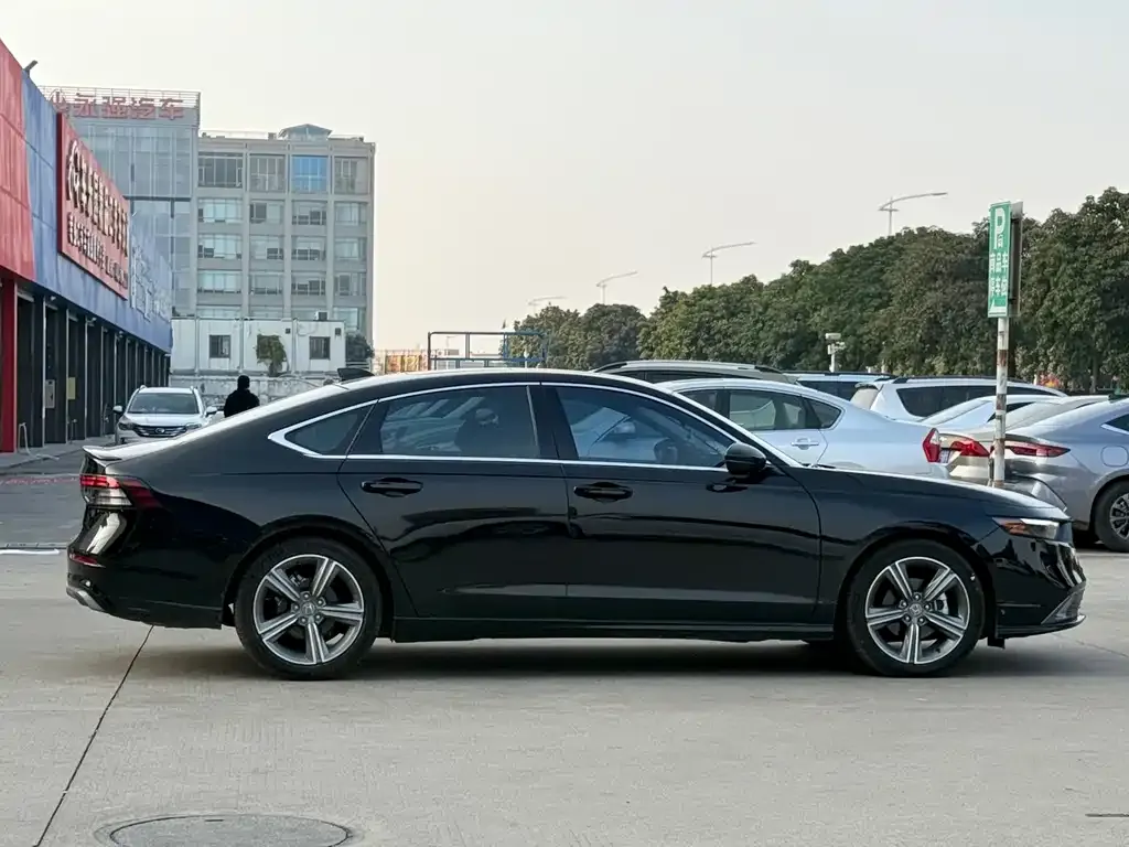 Honda Accord 2024 из CN, фото 6