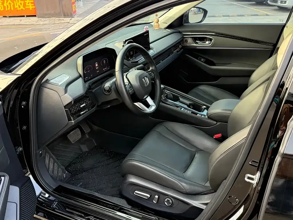 Honda Accord 2024 из CN, фото 4