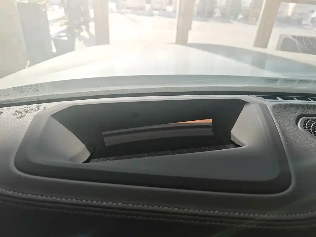 BMW i3 2026 из CN, фото 3