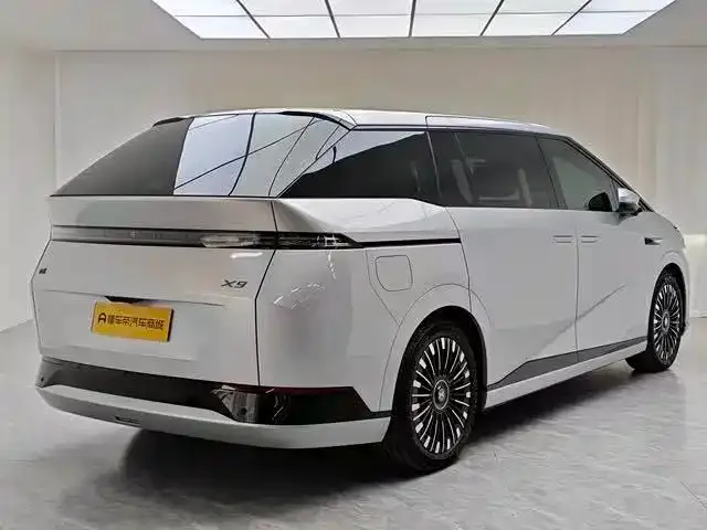 XPeng X9 2025 из CN, фото 4