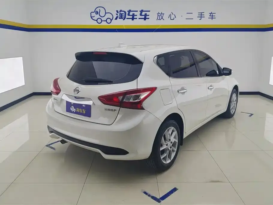 Nissan Tiida 2022 из CN, фото 3