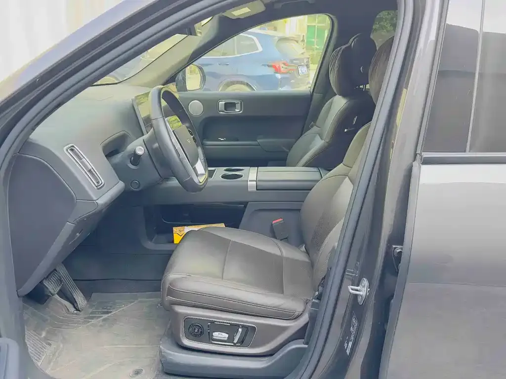 Li Auto L8 2024 из CN, фото 3